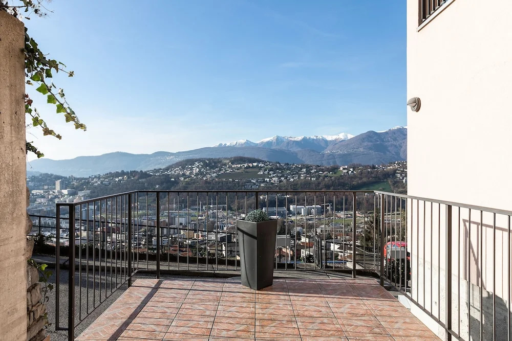 Lugano Hills
