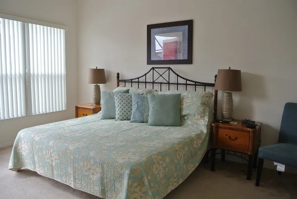 Fabulous 4 bed Villa With South Facing Private Pool and spa