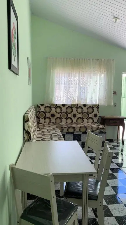 Casa, 1 quadra da praia