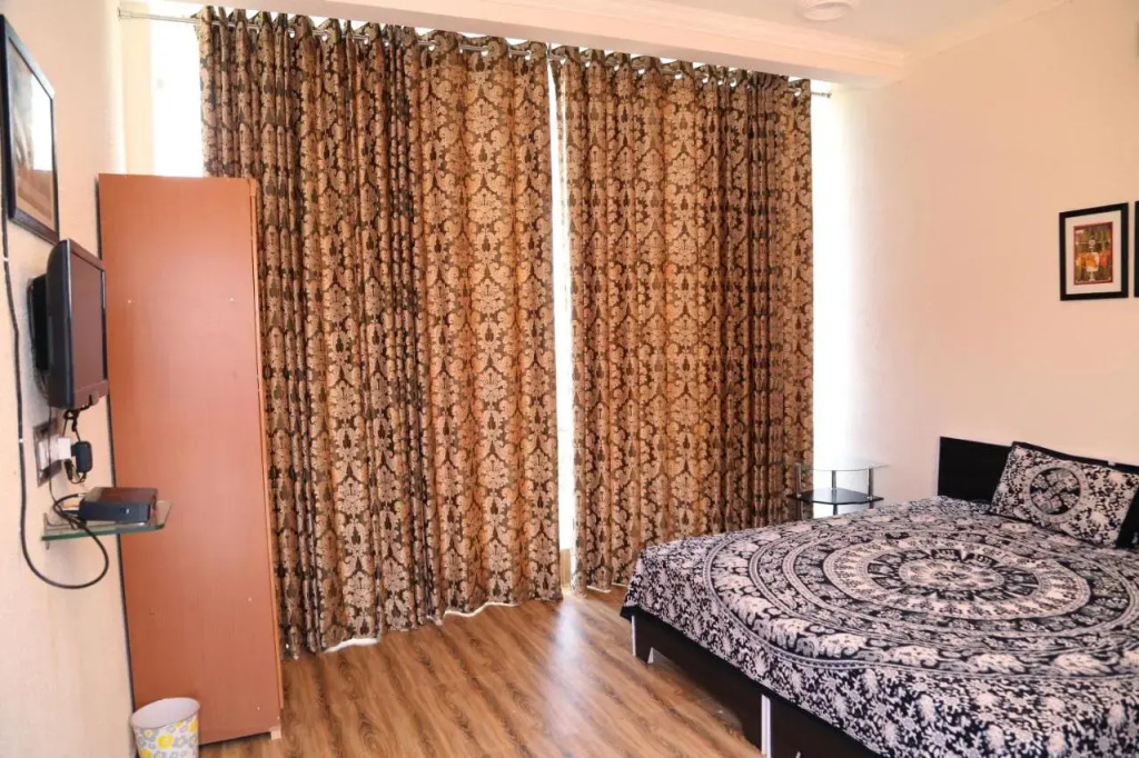 Tuk Tuk Homestay