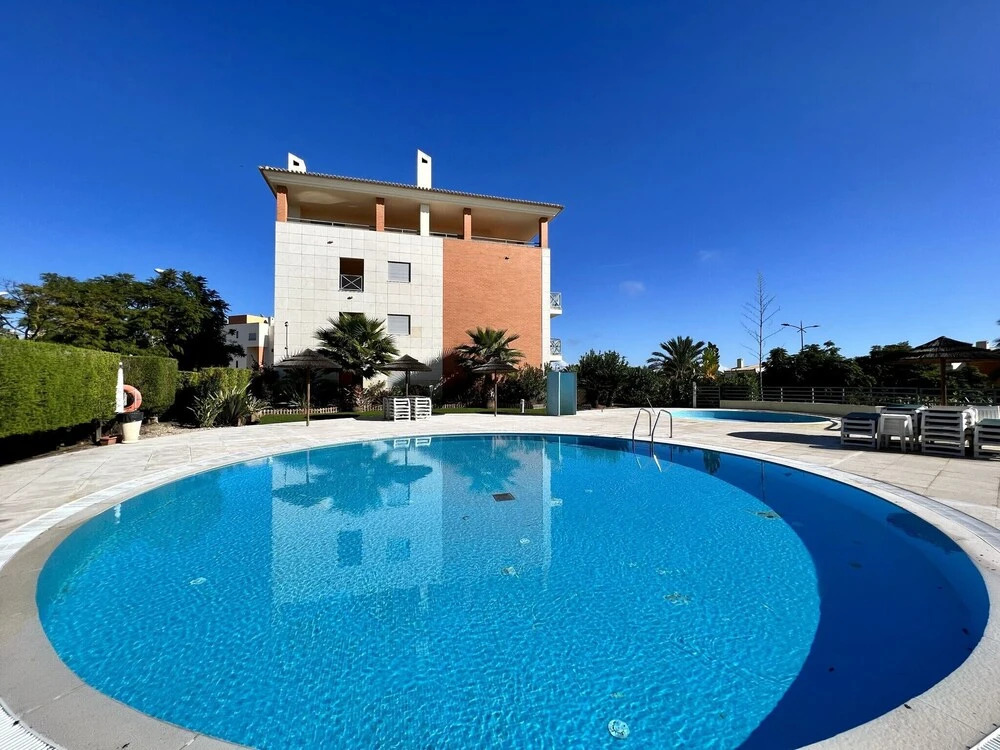 Albufeira Modern 4 With Pool by Homing