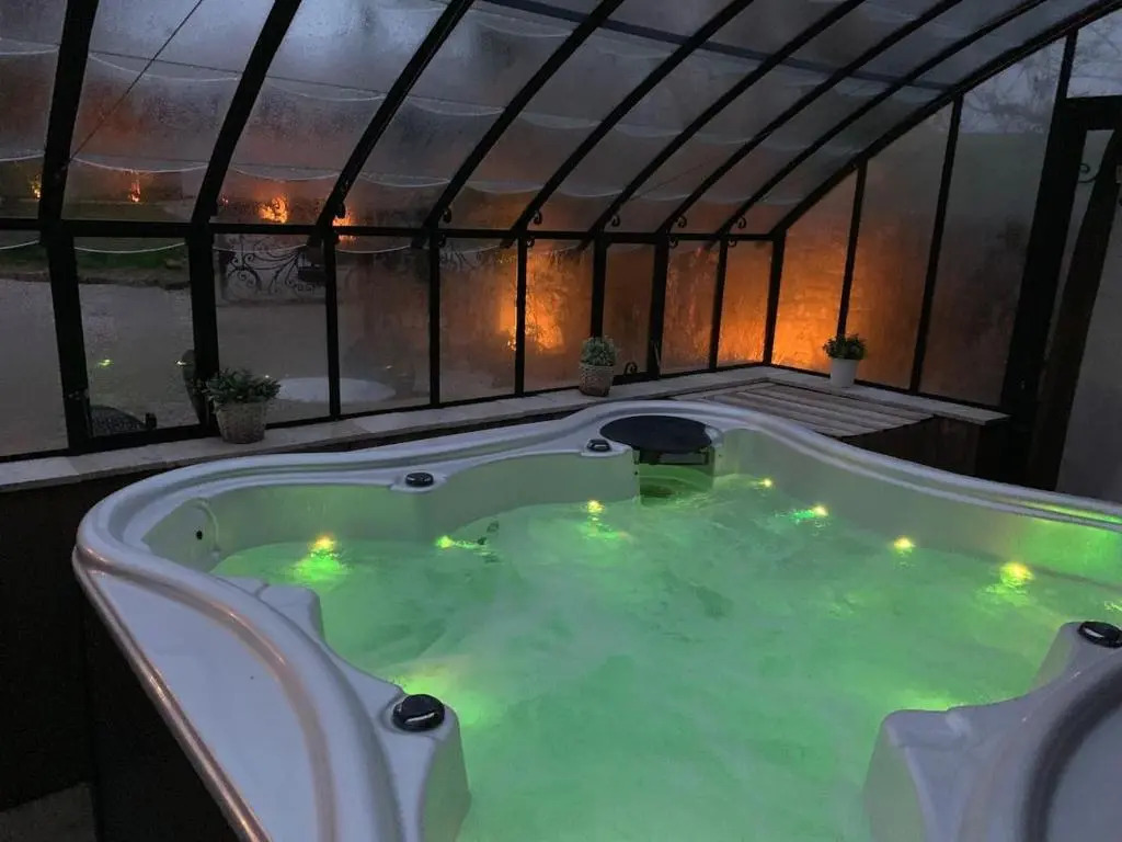 La Grande Duckerie, gite 4étoiles, SPA et SAUNA OPTION, 15 min de la mer, société la Clef Decamp