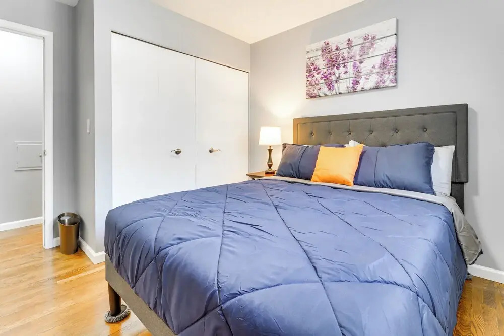 7 Mins to DTW - Comfortable Inkster Home