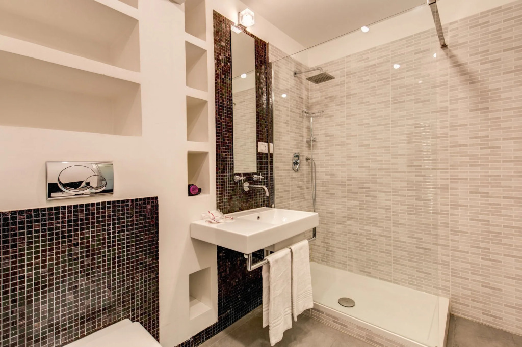 WRH Suites