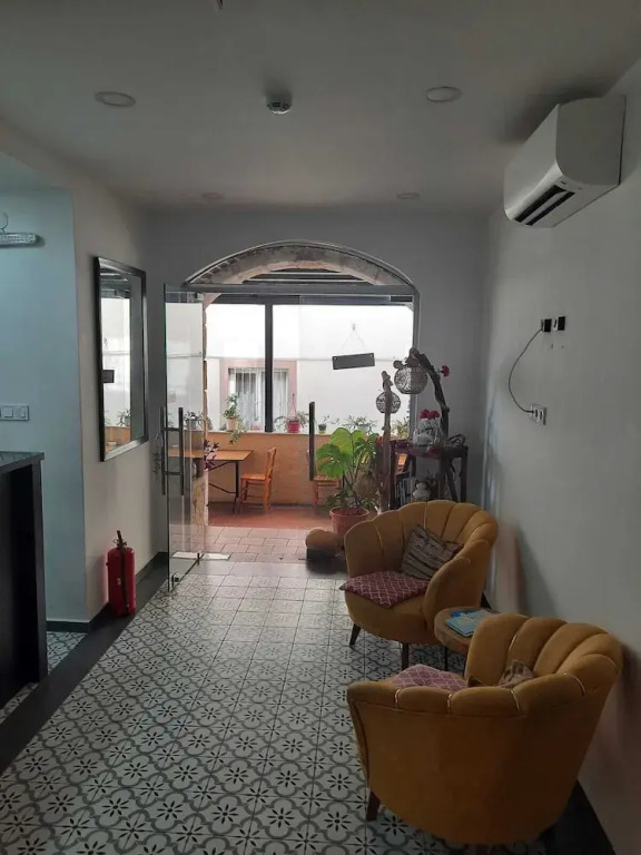 Adil Otel