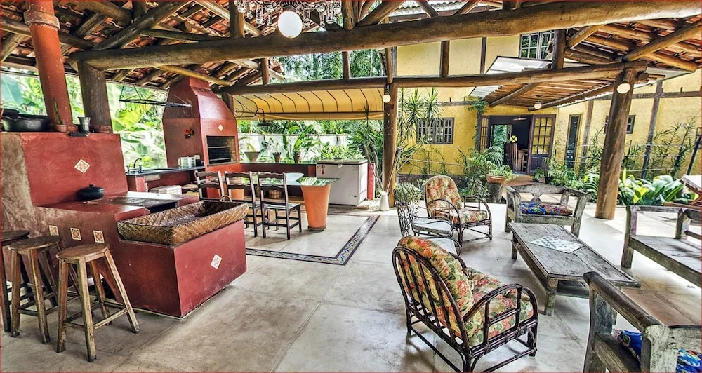 H4Y Linda Casa Camburi