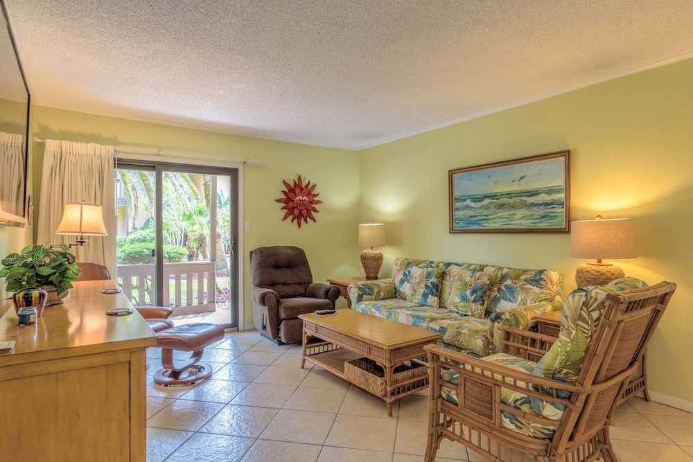Tiki 117 - Comfortable 2br Condo W/ Ac & Wi-fi 2 Bedroom Condo