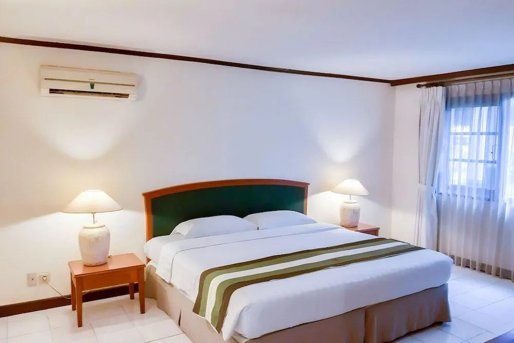 Whiz Residence Darmo Harapan Surabaya