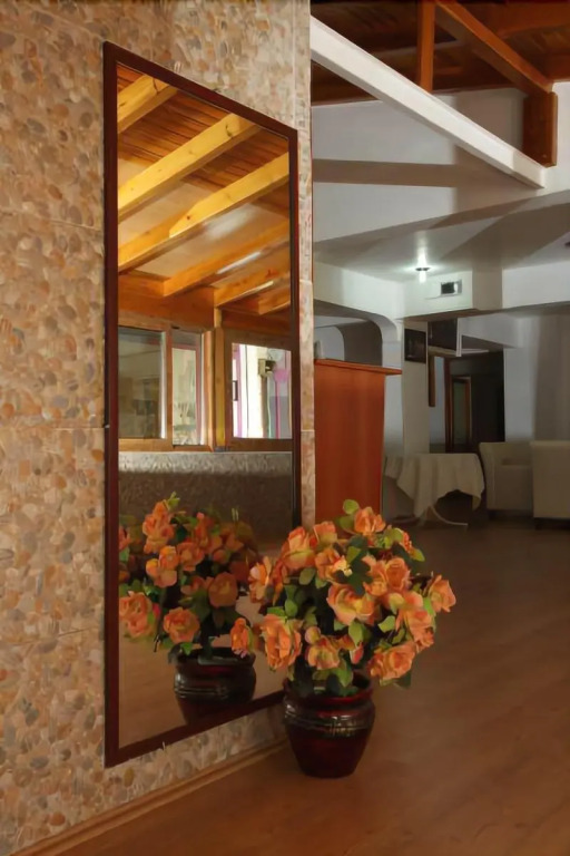 Eren Otel Çeşme