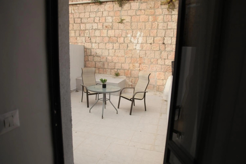 Habira Apartments