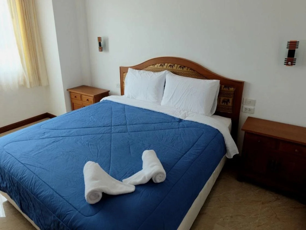 Naya Park View Hotel
