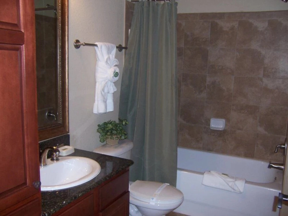 Bp517 3 Bedroom Condo
