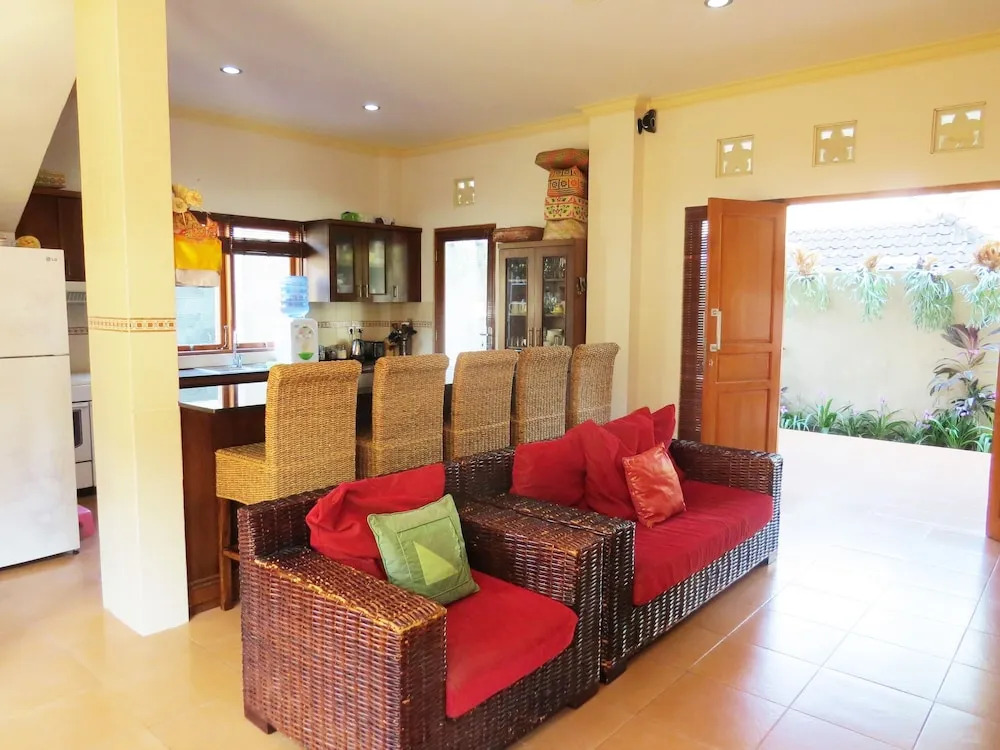 Samas Cottages and Villas
