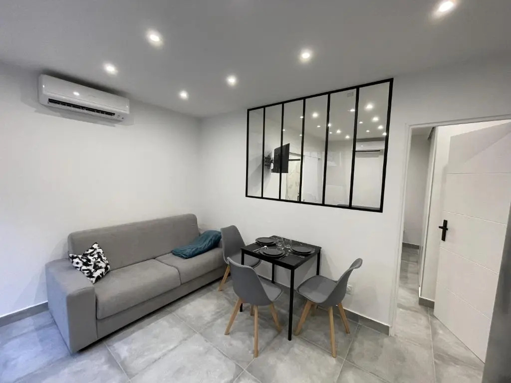 Marseille : Appartement T2 avec terrasse