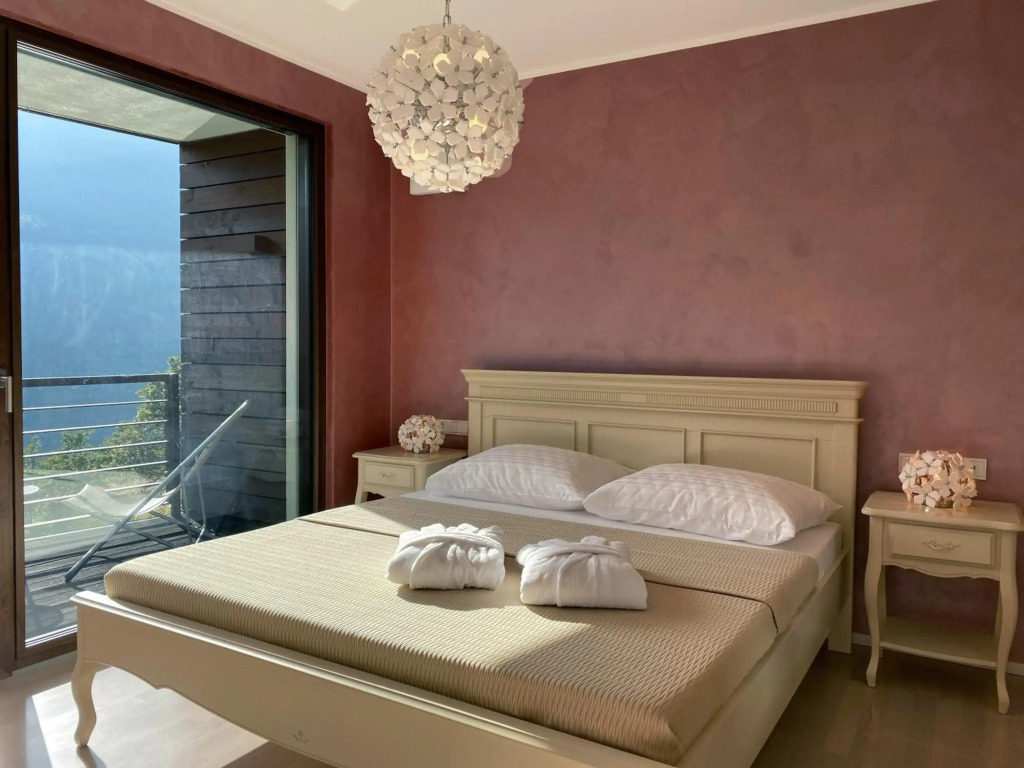 VILLA COLLINA VERDE
