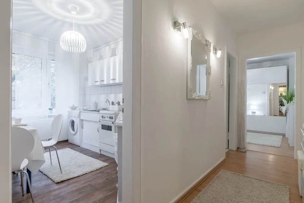 PRIVATE APARTMENT ISARSTRAßE
