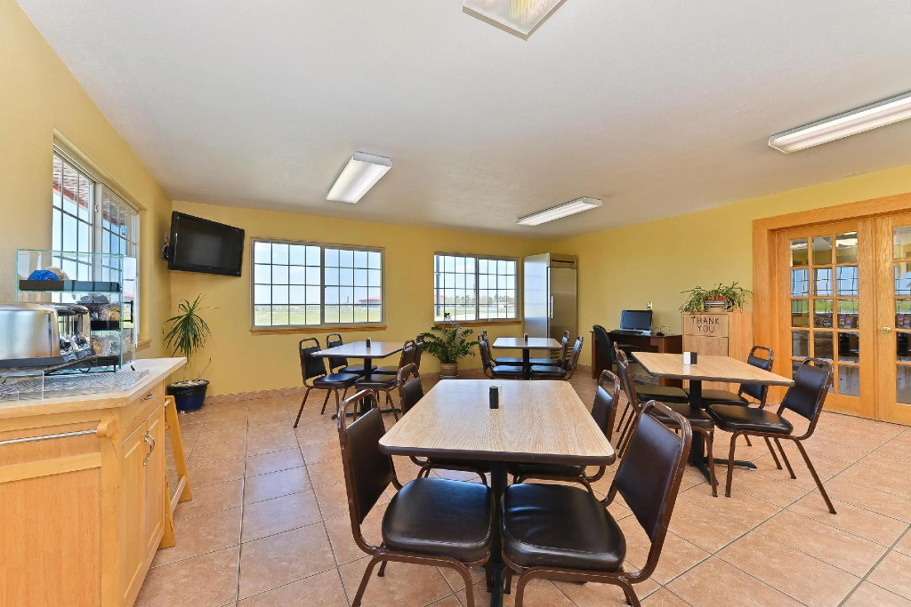 Americas Best Value Inn Kadoka