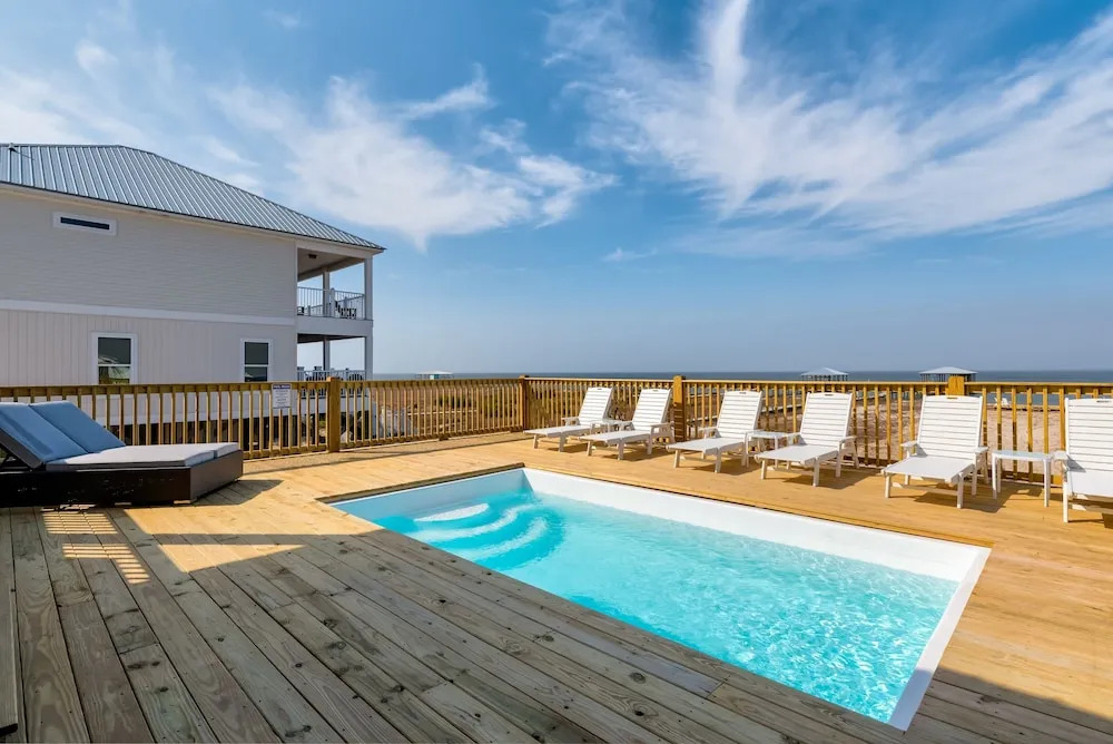 Until Nextime - 2712 Bienville 5 Bedroom Home by RedAwning