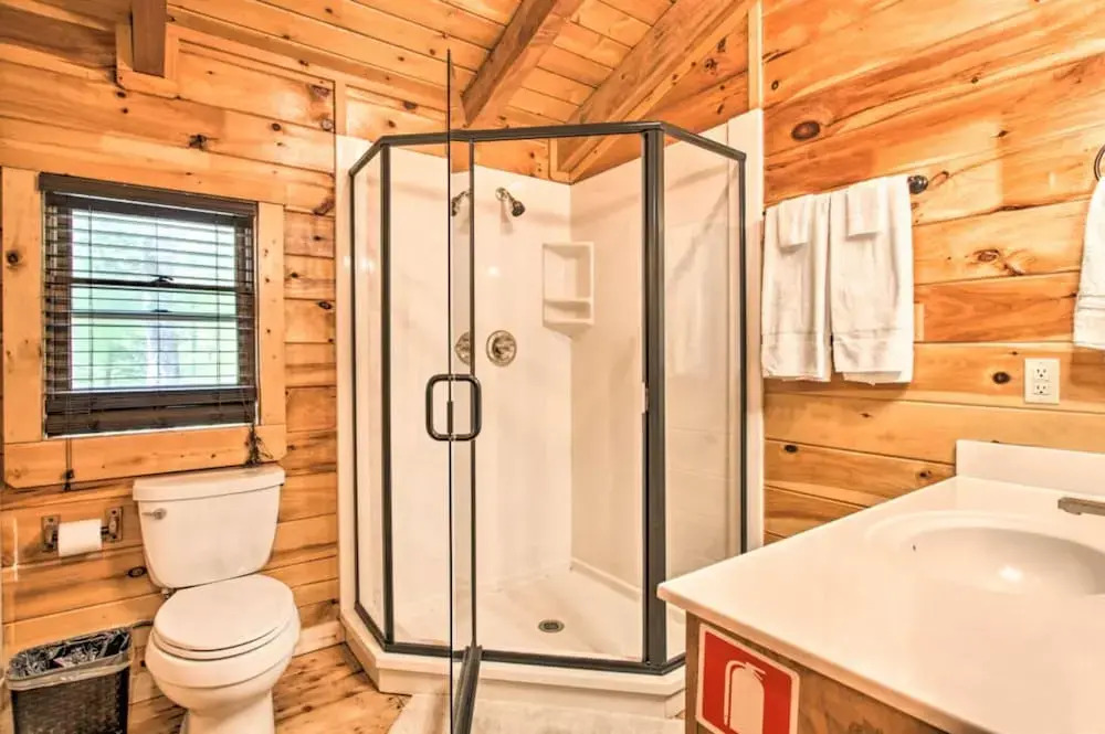 A Stone's Throw By Heritage Cabin Rentals
