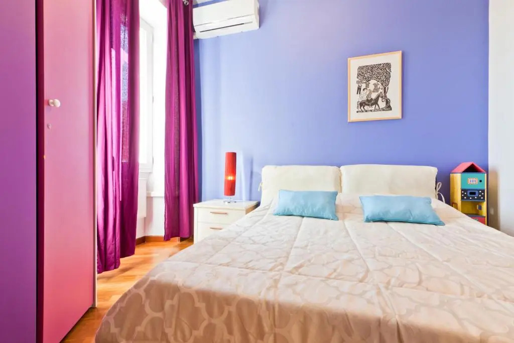 Porta Portese Colorful Flat