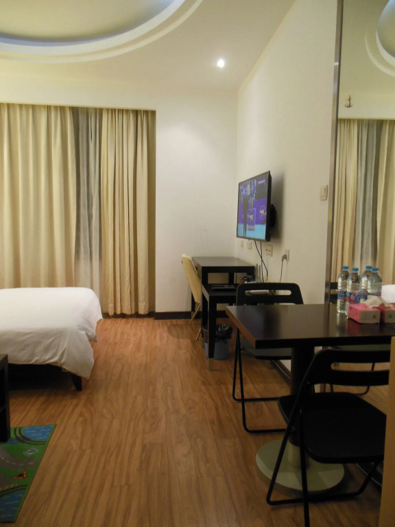 Shanghai Morden Universe Hotel Apartment