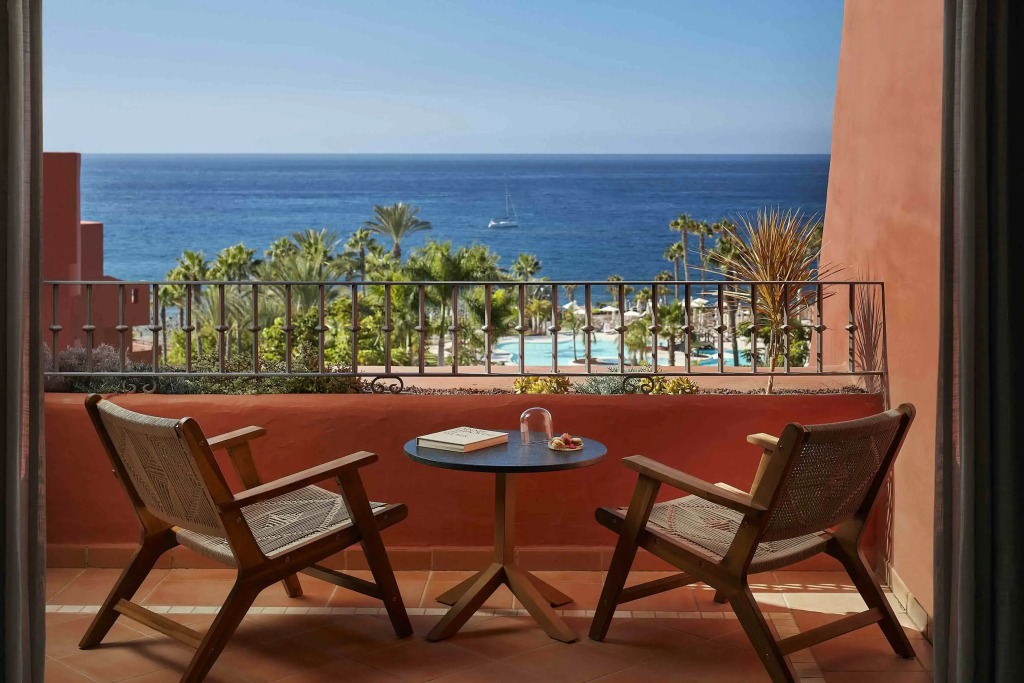 Курорт Tivoli la Caleta Resort