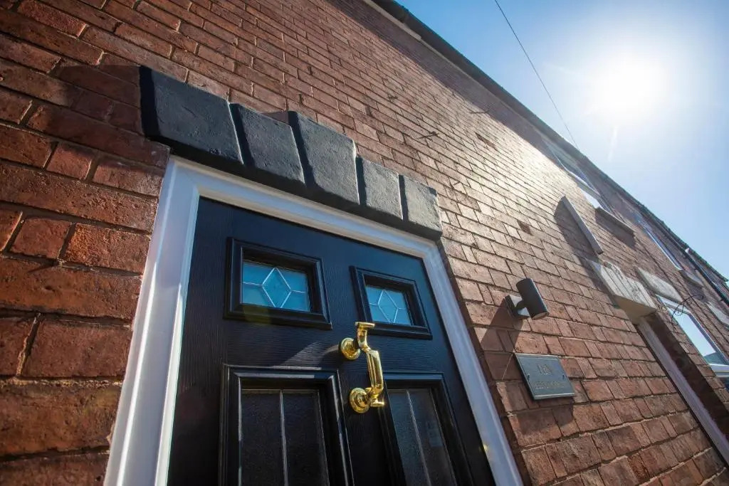 Luxury Warwick Townhouse I Walk to Castle I Dog friendly I Private patio garden I