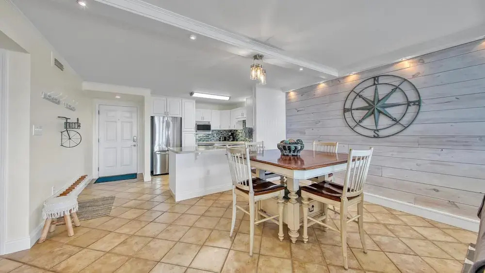Dolphin Point 502b