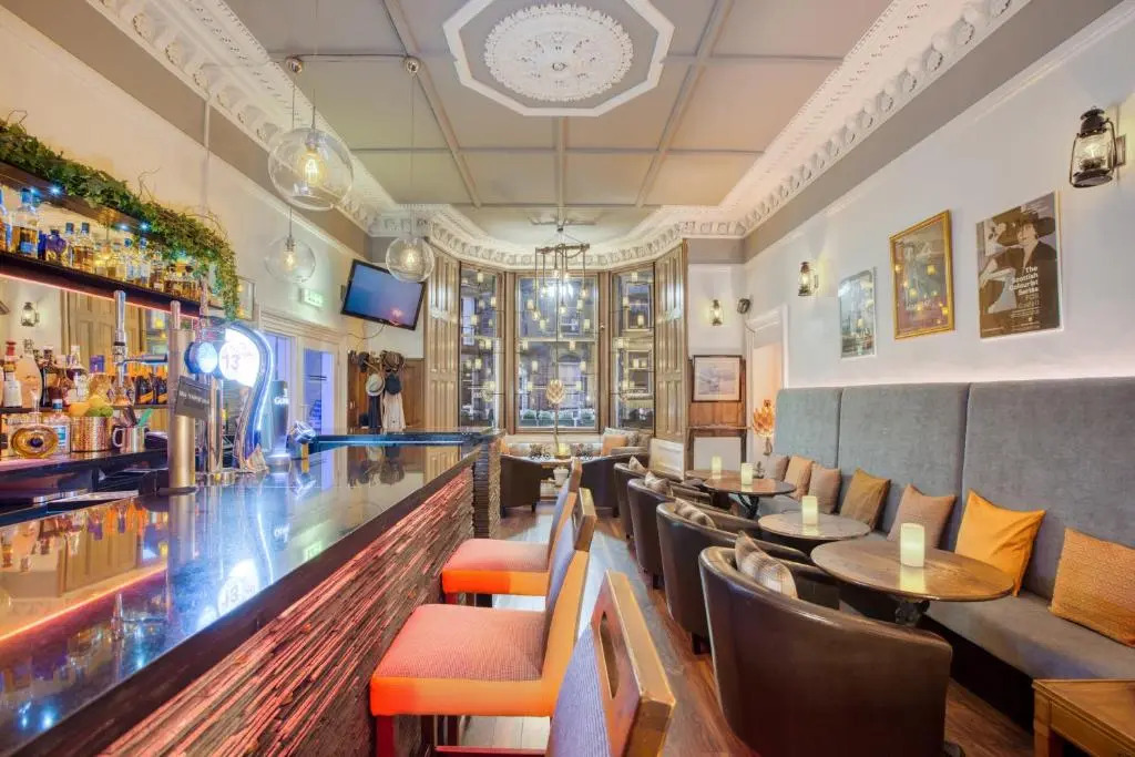 No32 Hotel