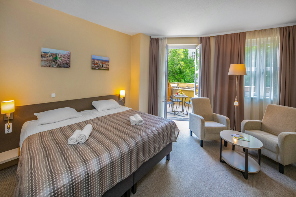 Corvin Hotel Budapest Corvin Wing
