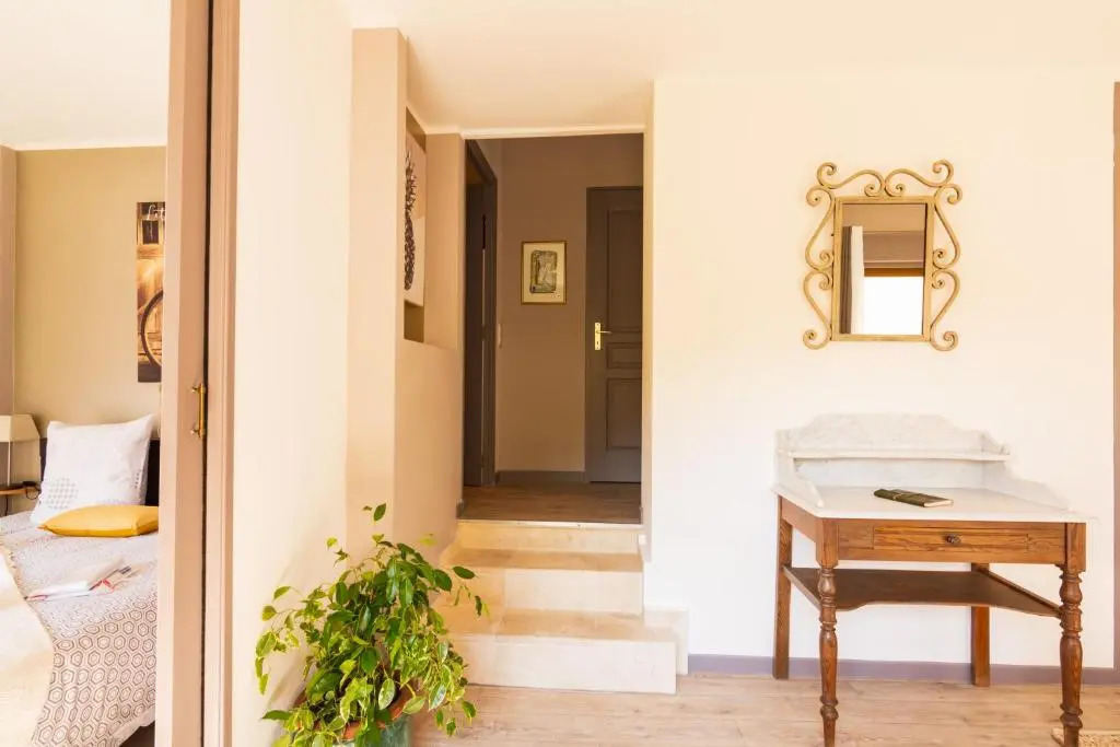 Appartement de charme, spacieux, Moustiers #5