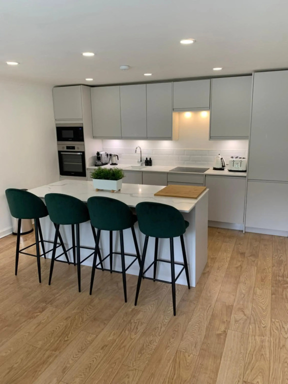 Lux 2 Bedroom Ground Floor Apartment