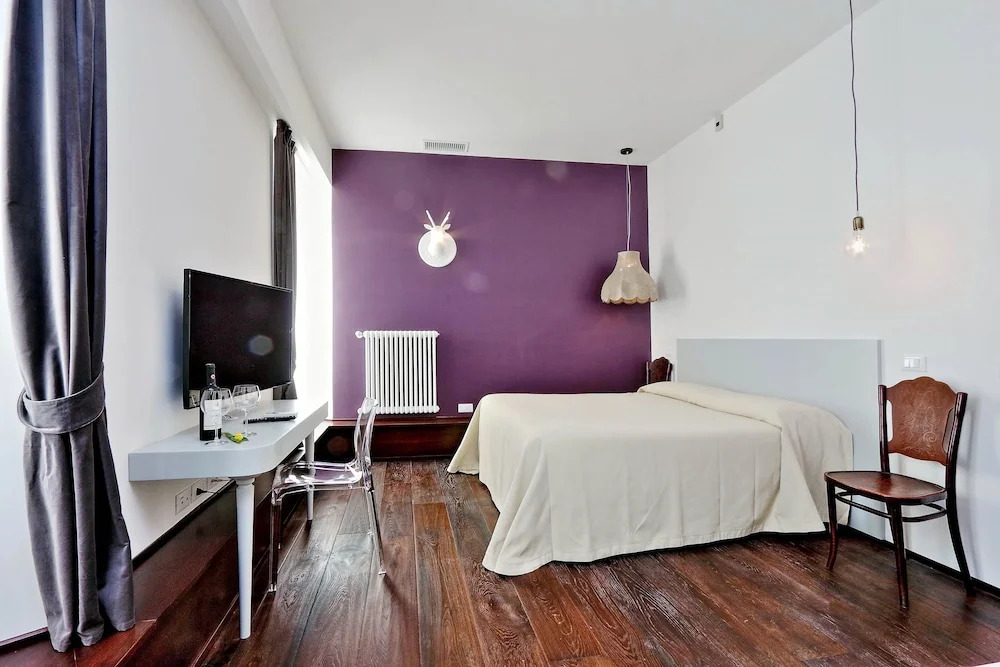 Restart Accommodations Babuino