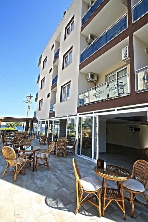 Oz Guzelcamli Otel