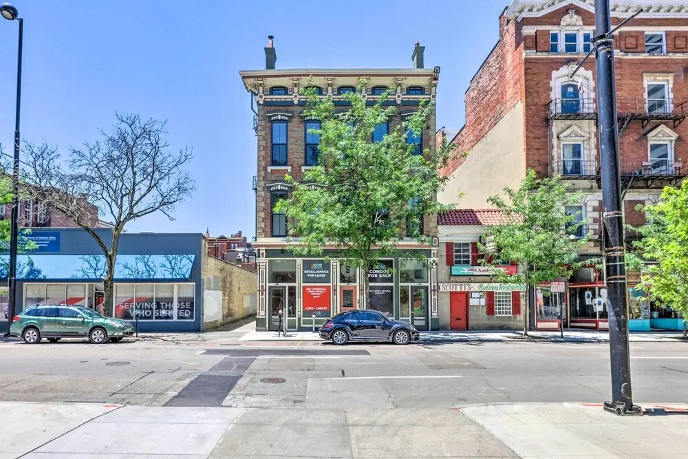 Contemporary Cincinnati Condo - Pets Allowed!