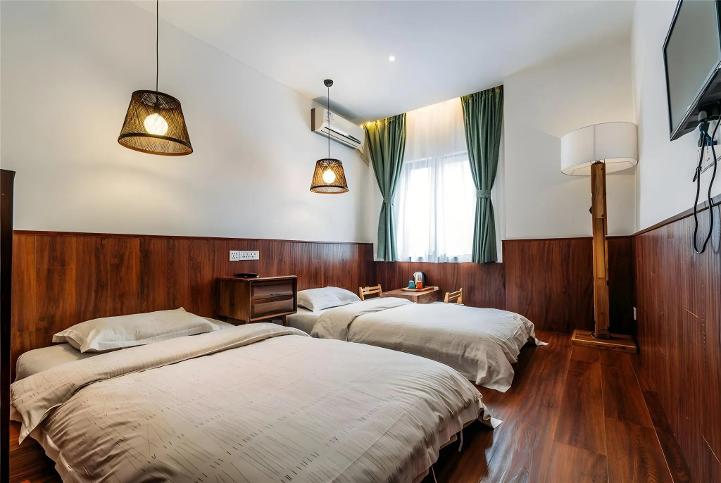 POSHPACKER - Chengdu Flipflop Hostel