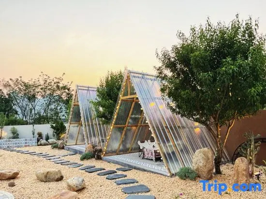 Wanfenglin Huayang Shiguang Homestay