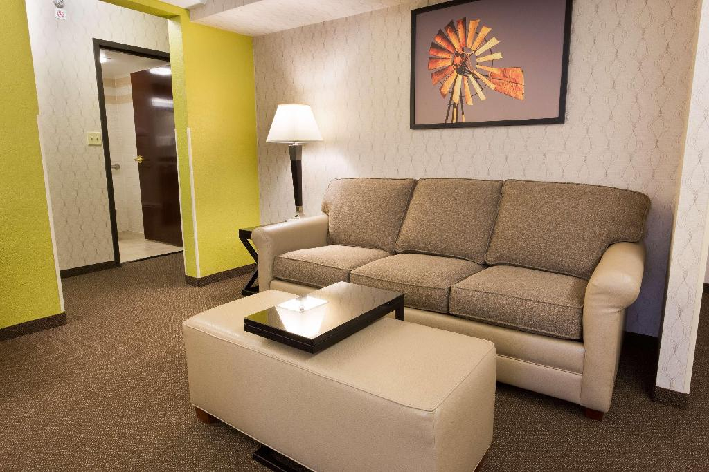 Drury Inn & Suites Houston Galleria