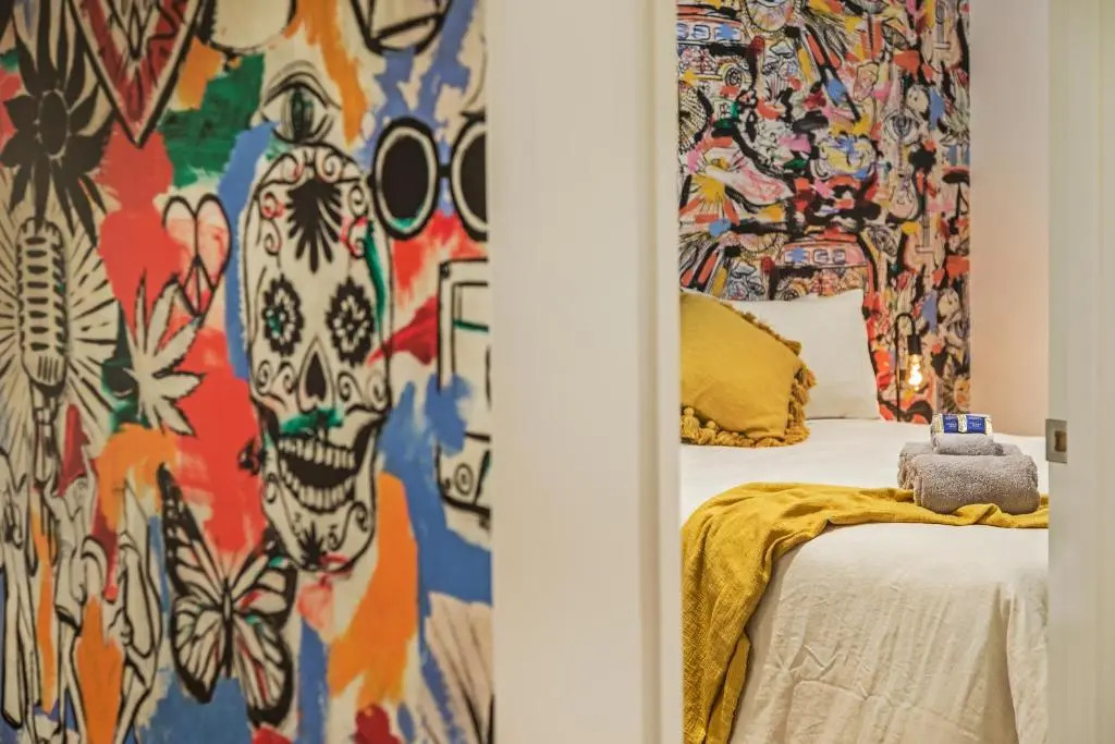 Funk in the City - Luxury Laneway Apartment