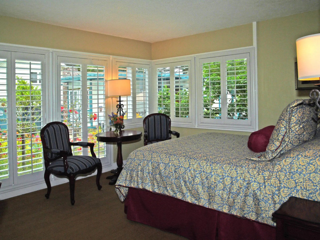 Normandy Inn