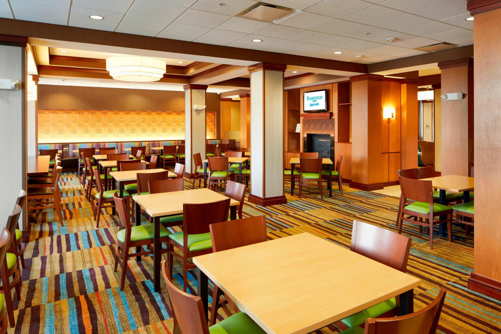 Econo Lodge Inn & Suites Yankton