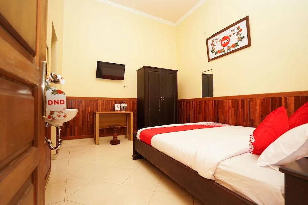 OYO 771 Kembang Kuning Residence Syariah