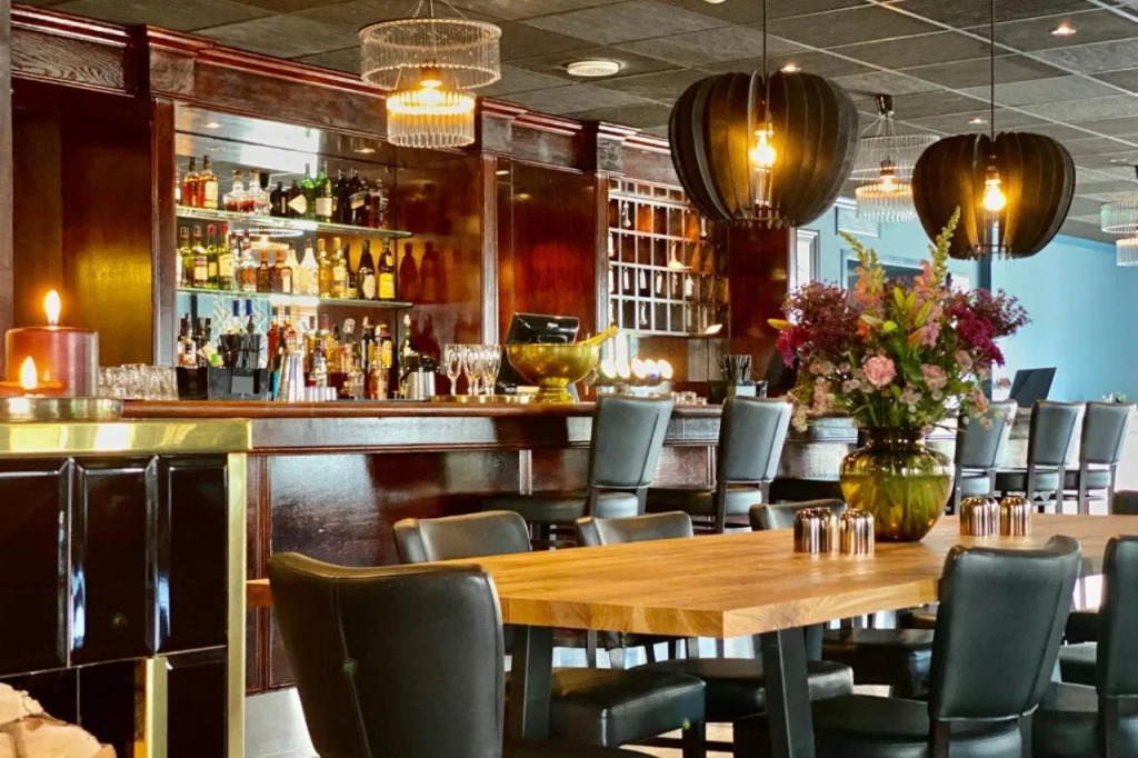 Reenskaug Hotel
