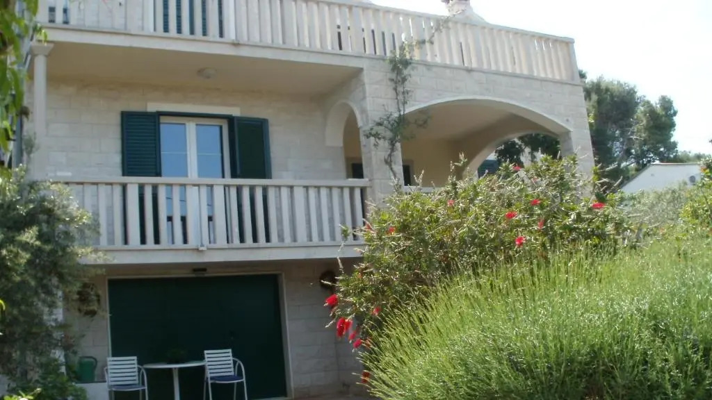 Oasis Apartments