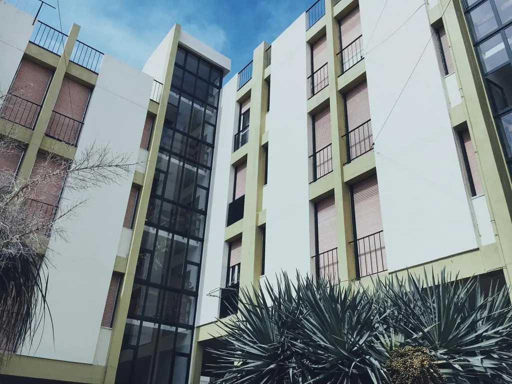 The L Apartment
