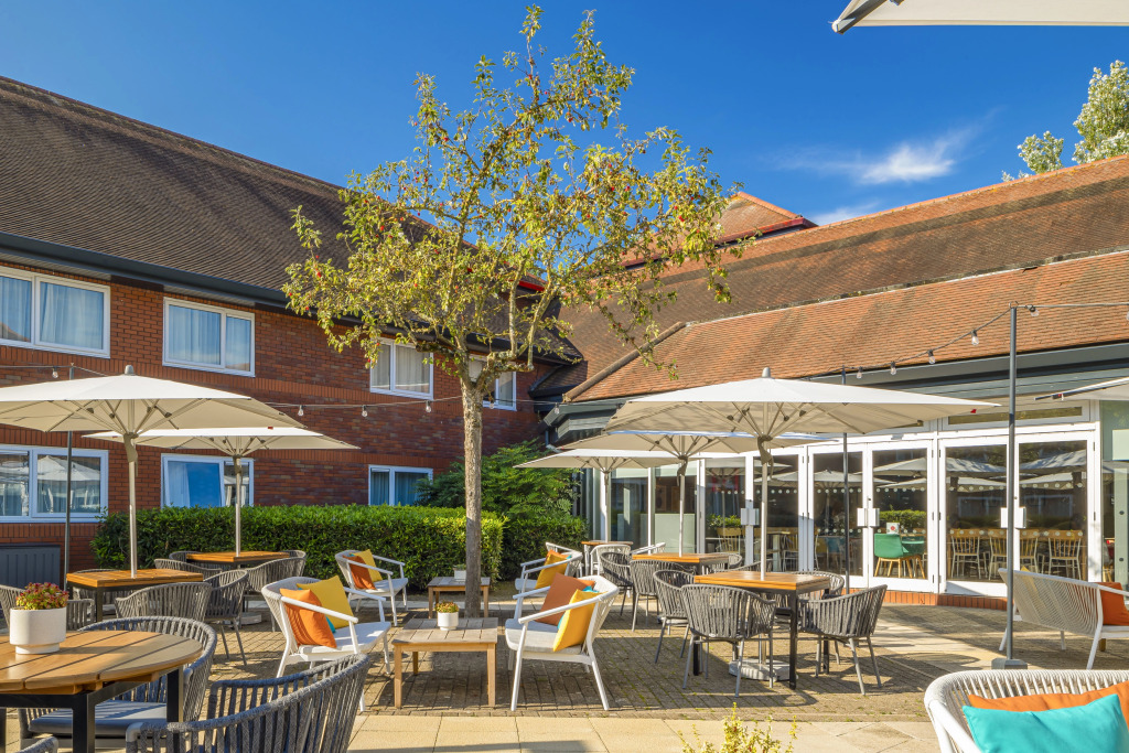 Holiday Inn Aylesbury by IHG