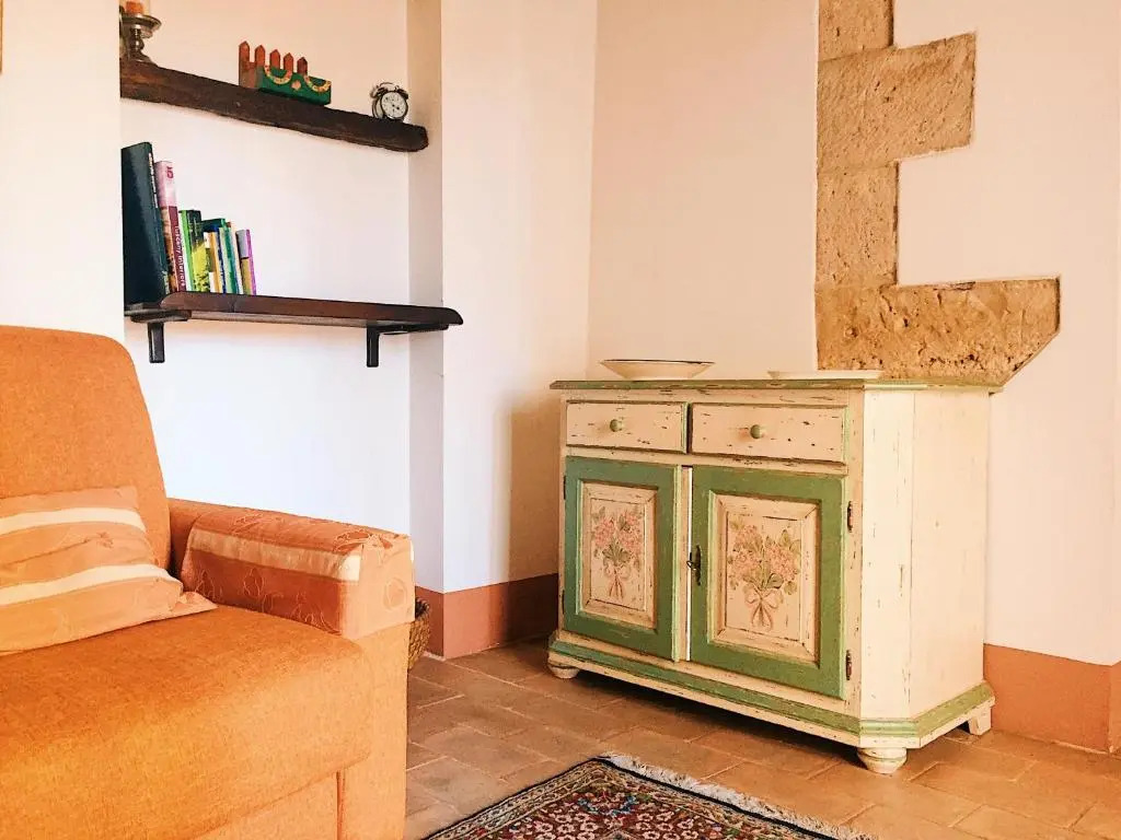 Ancient House in the Historic Center of Sarteano