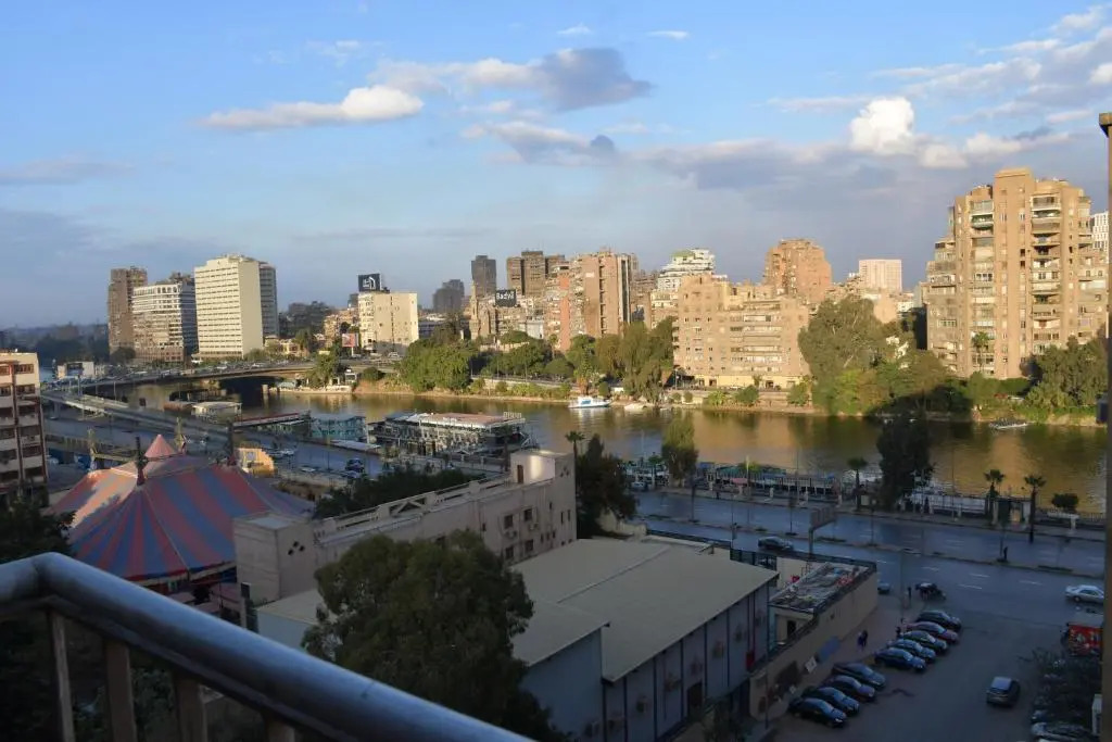 Agouza Nile View Luxury Stays