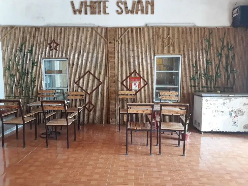 Tamcoc White Swan Hostel