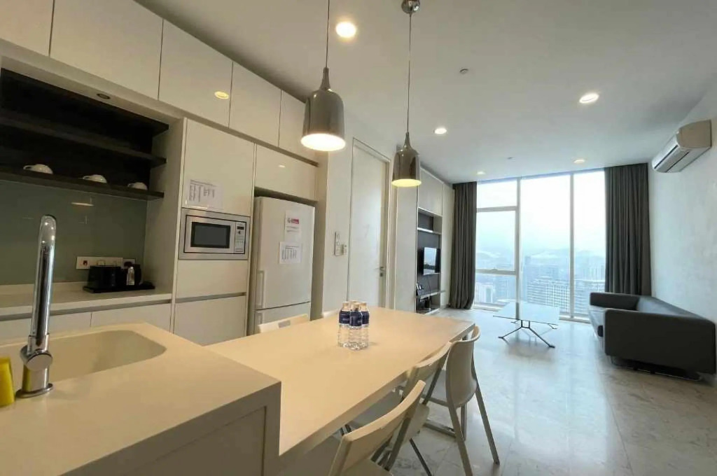 #1A Lovely 1 Bedroom Bath Tub Apartment SKY POOL
